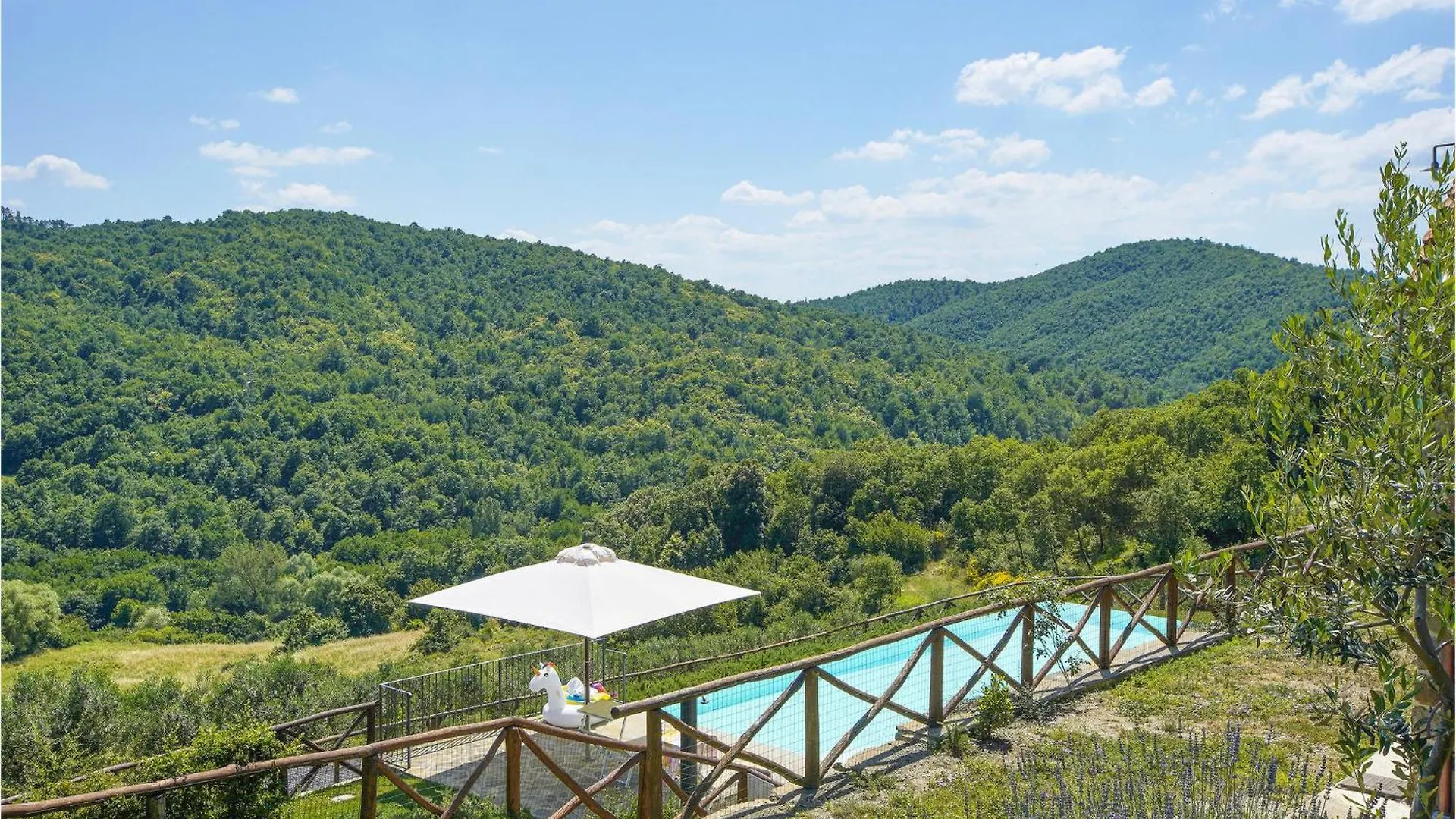 Casale Valle Di Sopra 앙기아리 이탈리아